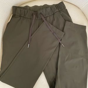 Lululemon On The Fly Pant